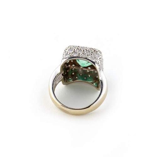 Кольцо с бриллиантами и изумрудом