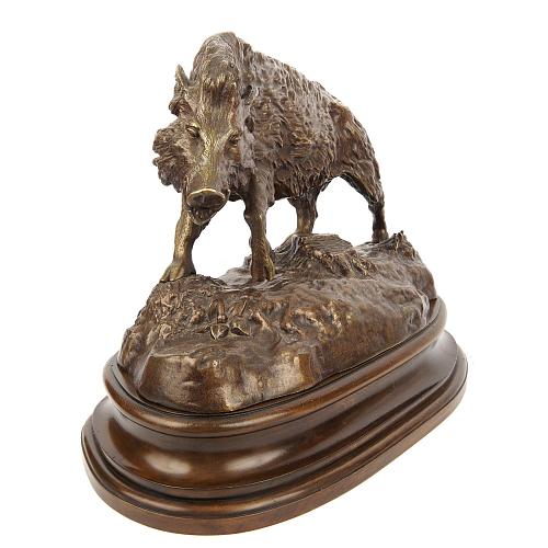 Скульптура "Вепрь". Фратен.