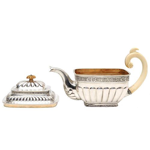 Чайник "Желуди" в стиле ампир