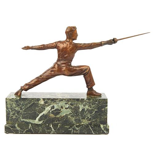 Статуэтка «Фехтовальщик». Рудольф Кёхлер.