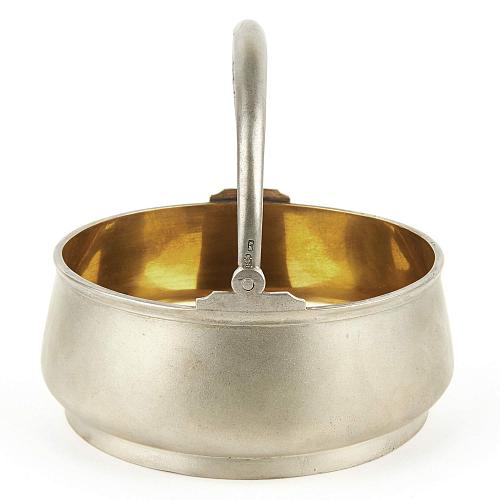 Сахарница с ручкой