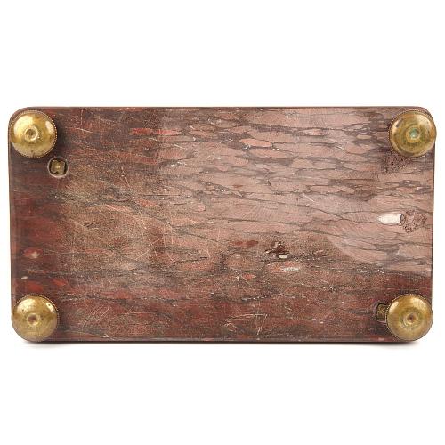 Скульптура «Лежащая медведица». Либерих.