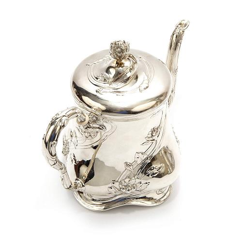 Сервиз чайно-кофейный «Модерн».