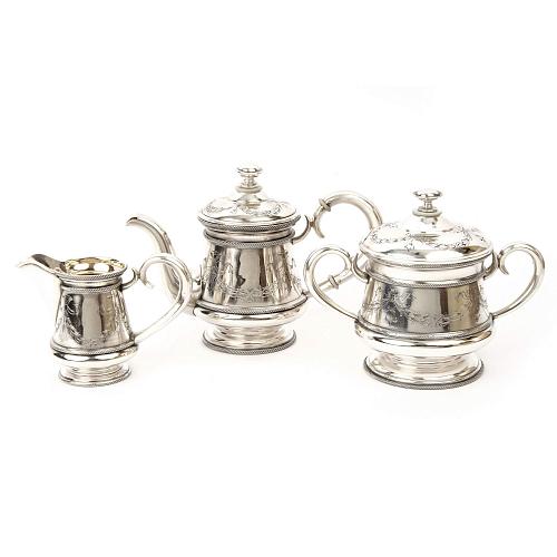 Чайный сервиз. Хлебников.