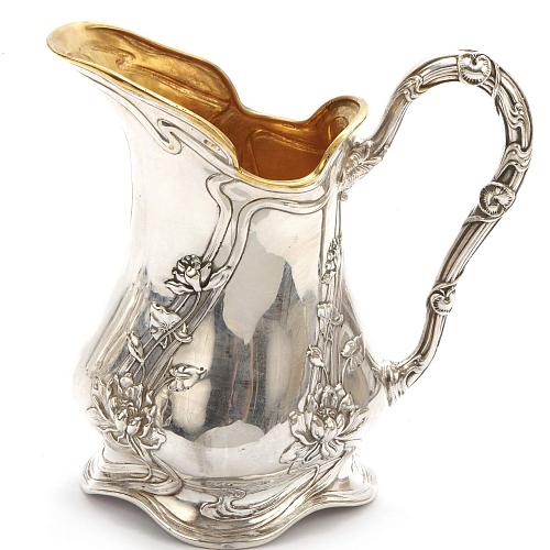 Сервиз чайно-кофейный «Модерн».