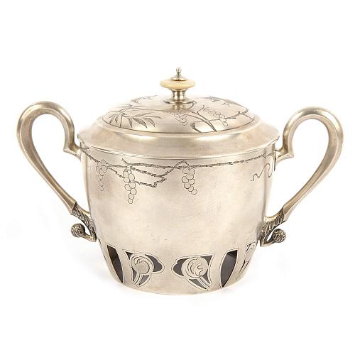 Сервиз «Репейник и виноград»