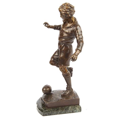 Скульптура кабинетная «Футболист».