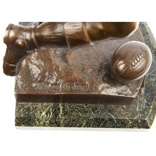 Скульптура кабинетная «Футболист».