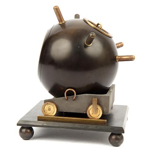 Часы кабинетные «Морская мина». СССР.